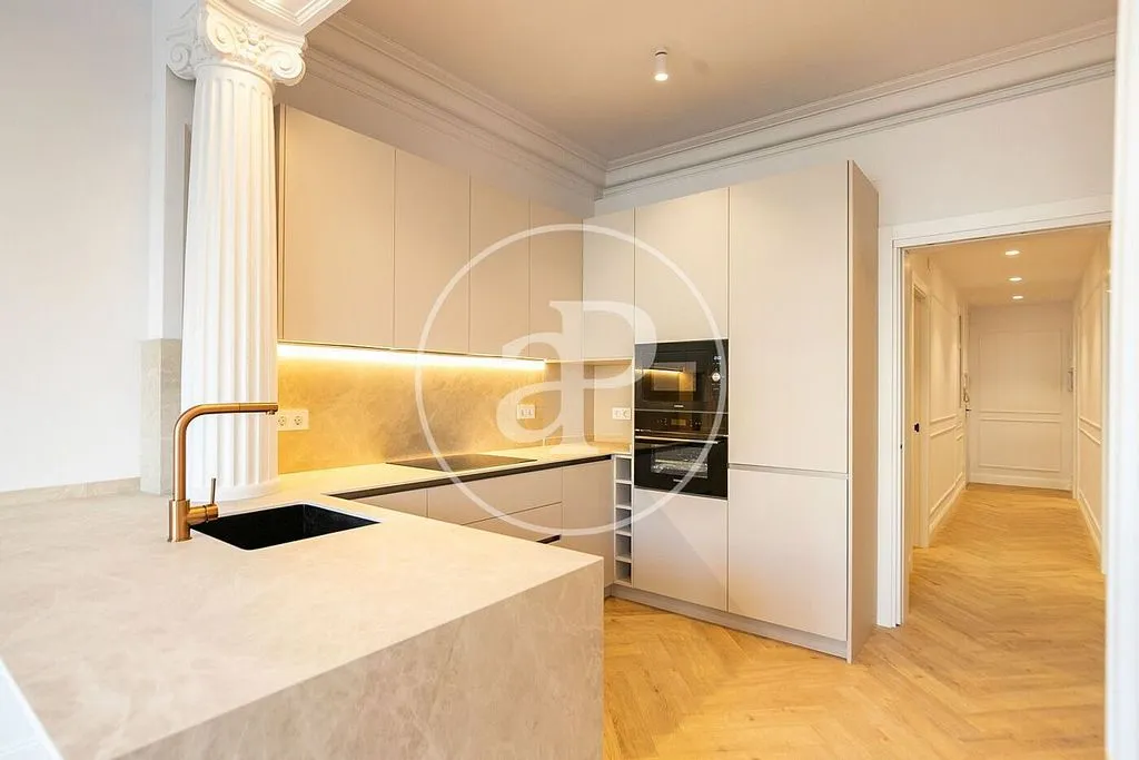 Cuisine - Contemporary Flat with Balcony in Eixample