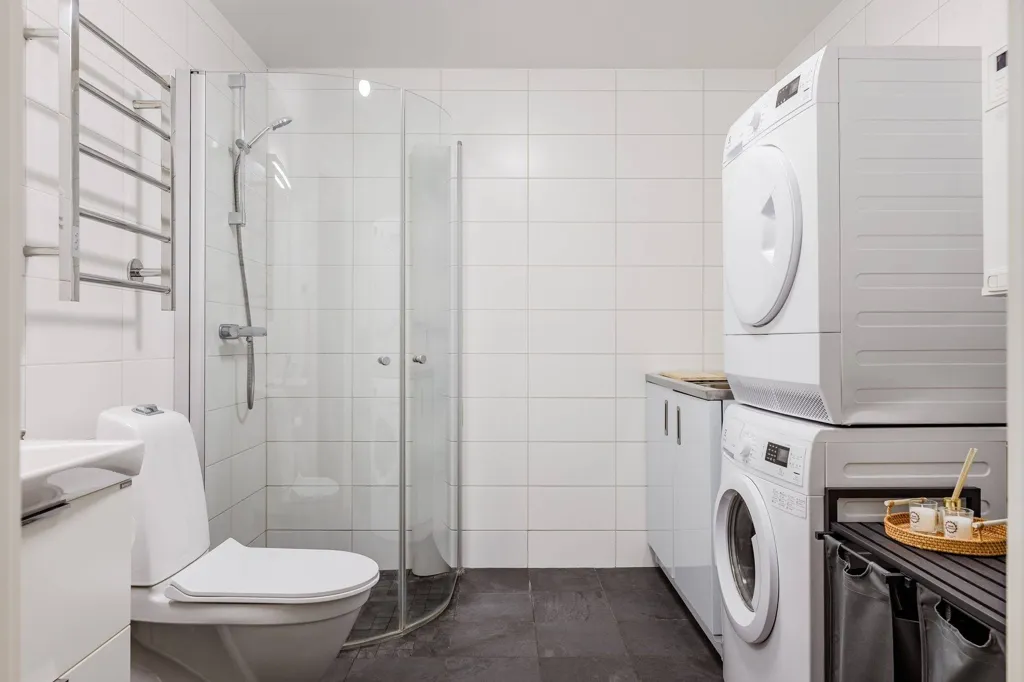 Salles de bain - Apartment with Balcony in Borlänge