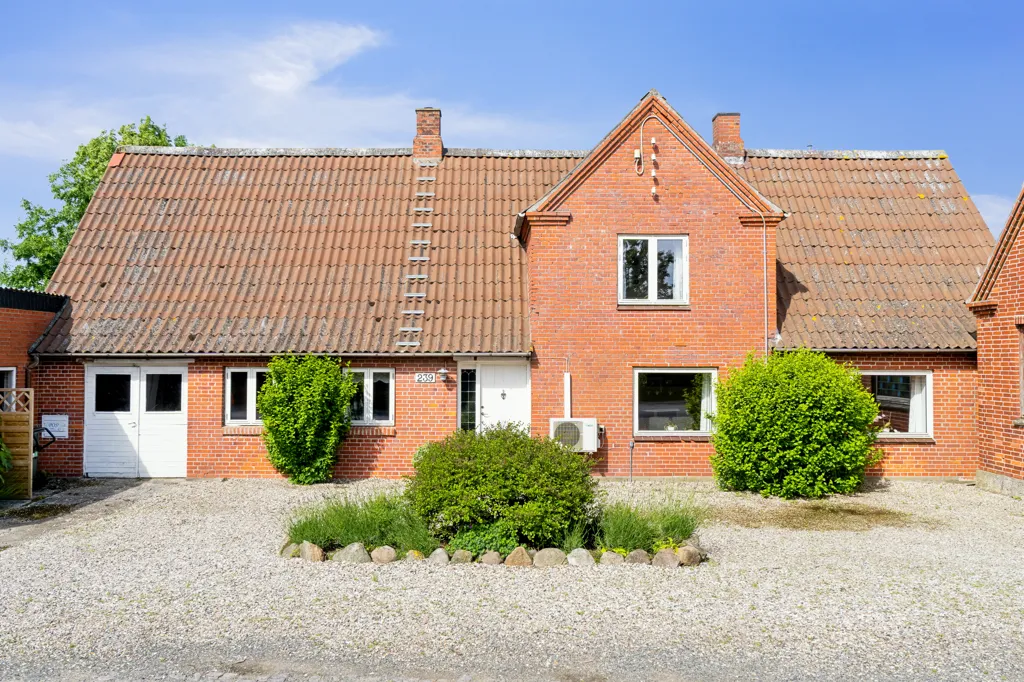 Välivaade - Historic Villa with Garden in Rudkøbing