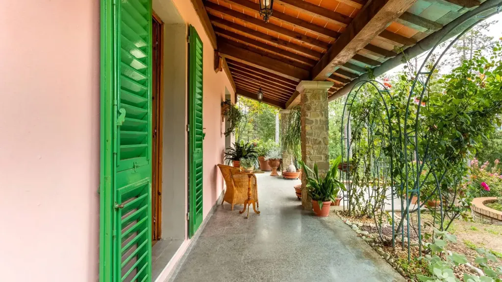 Terrass - Luxury Villa with Private Garden in Reggello