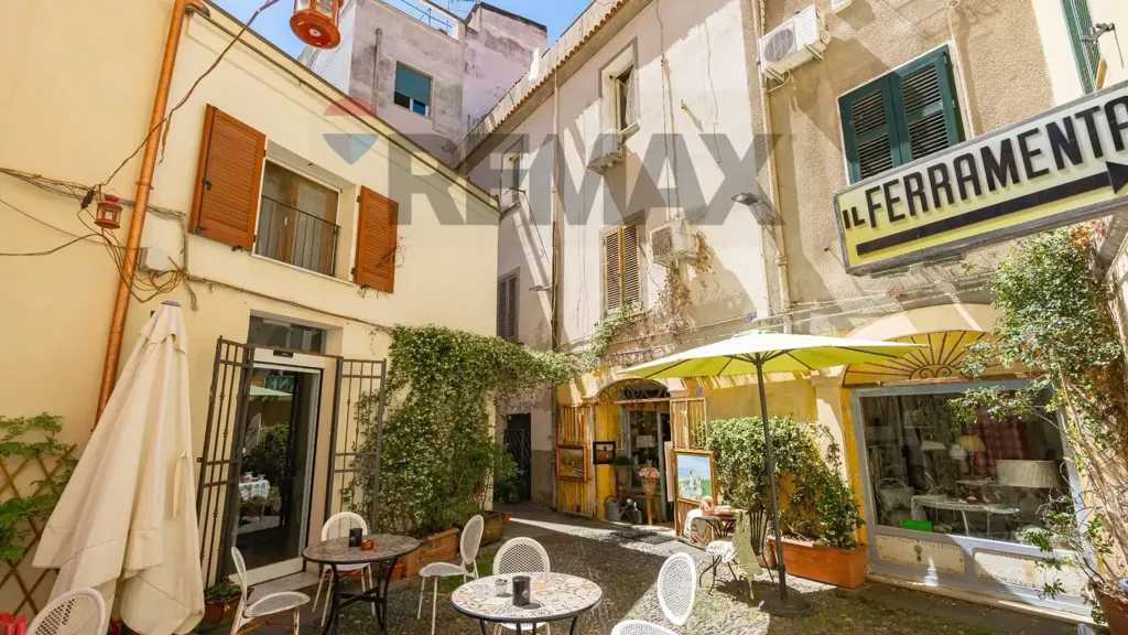 Aed - Apartment with Terrace in Sassari Centre