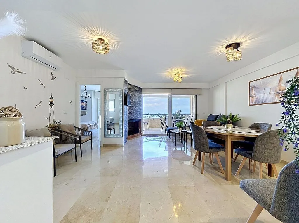 Söögituba - Apartment with Pool and Sea View in L'Albir