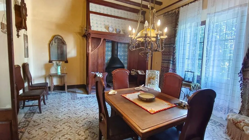 Salle à manger - Modernist Farmhouse with Pool in Llagostera