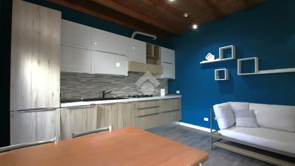 Cuisine - Independent House with Balcony in Bulciago