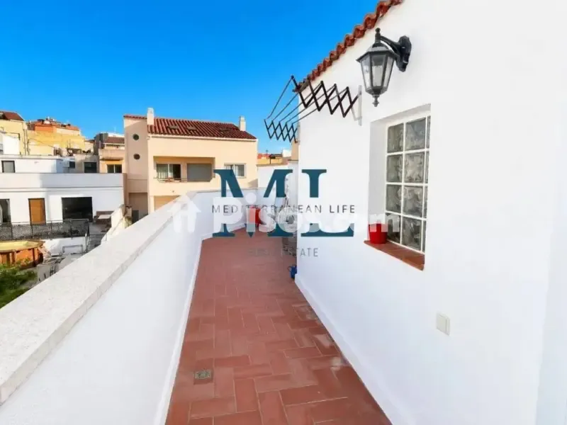 Terrass - Corner Semi-detached House with Terrace in Sant Pere de Ribes