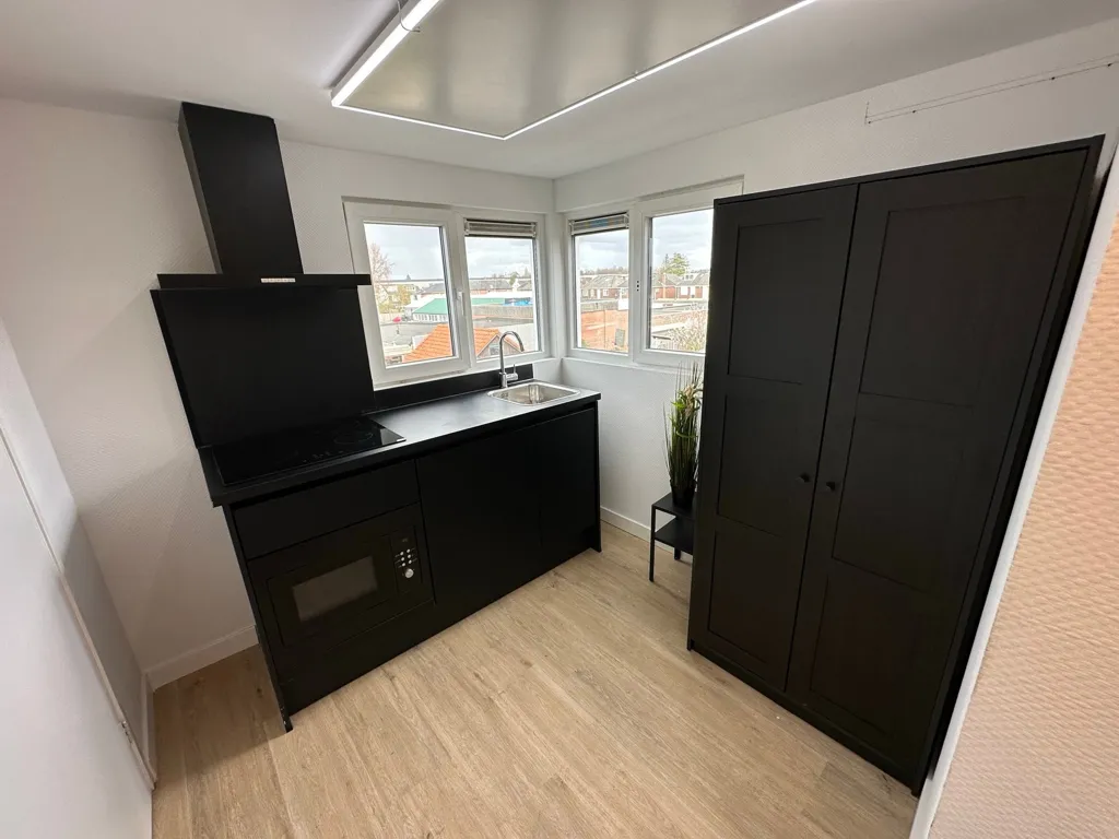 Cuisine - Studio with Kitchen in Enschede Centre