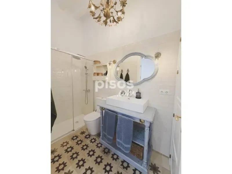 Salles de bain - Historic Flat with Balcony in Plaza España