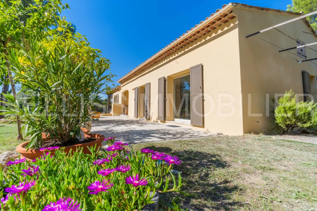 Esterno - Luxury House with Pool in Draguignan