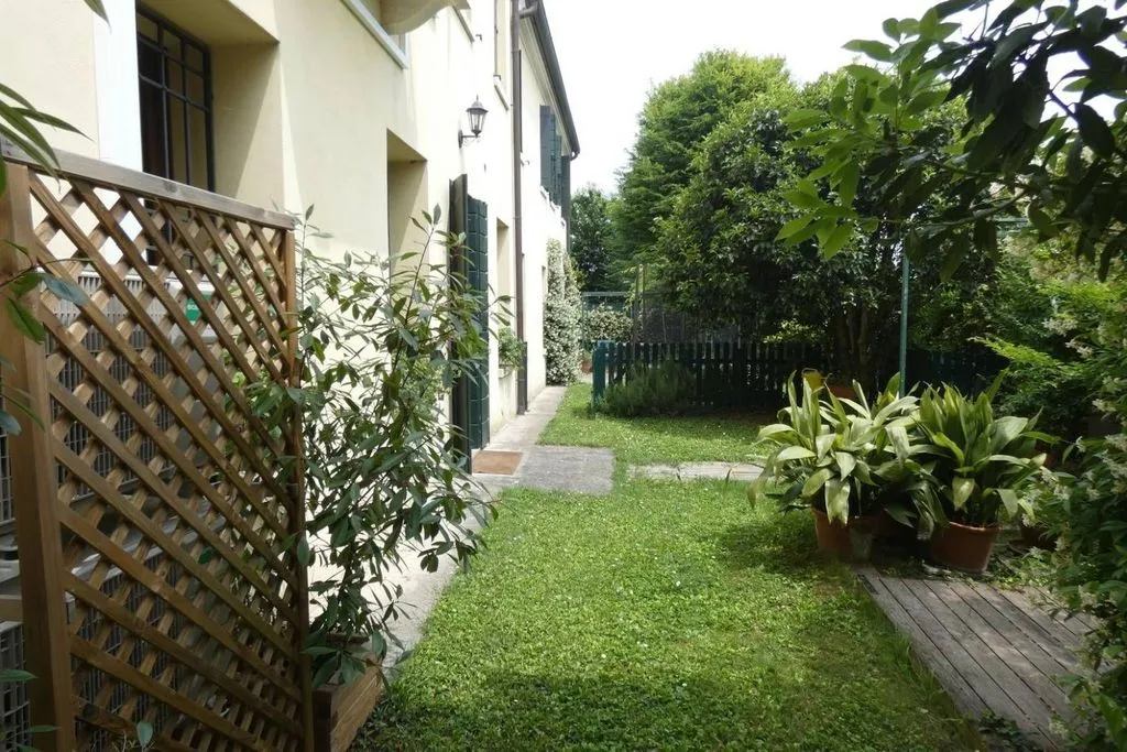 Jardin - Luxury Villa with Private Garden in Due Carrare