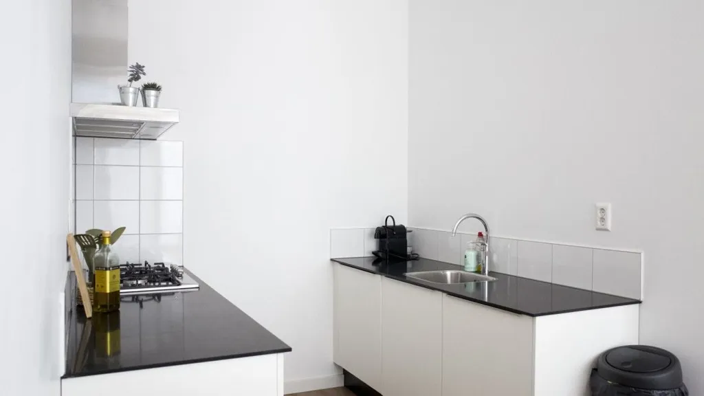 Cucina - Hotel Studio with Balcony in Rotterdam