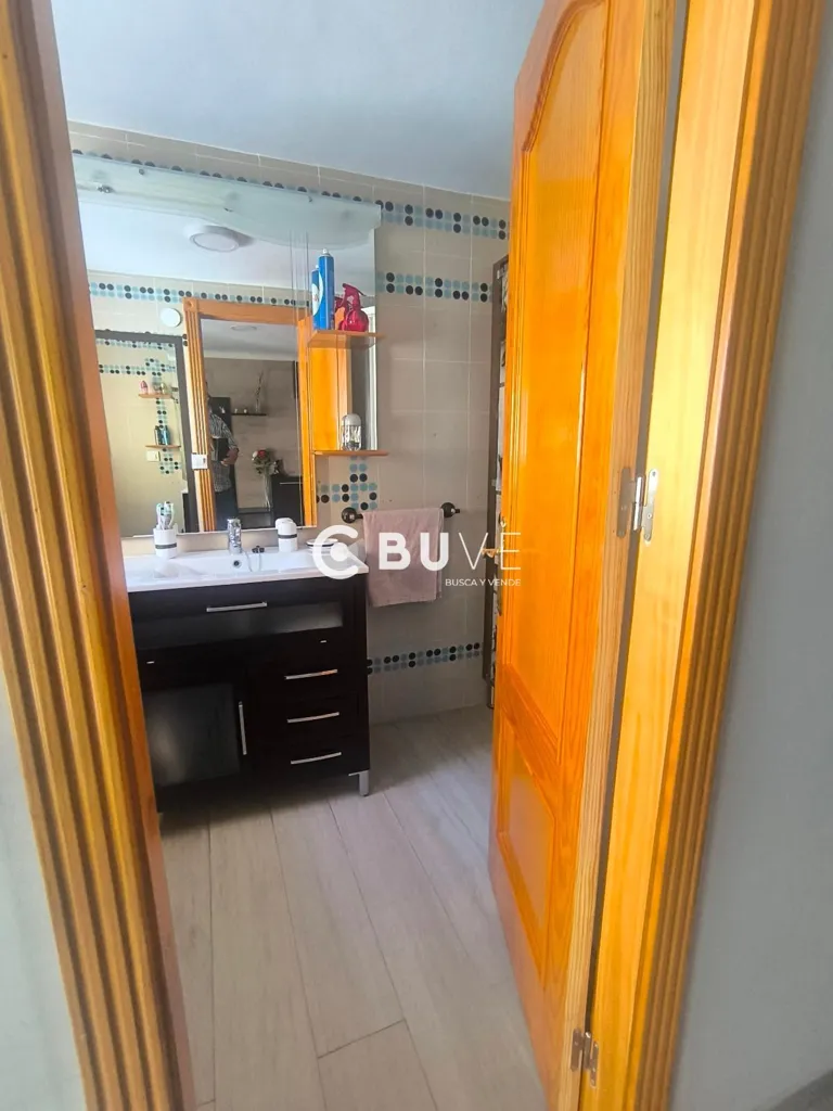 Bathrooms - Semi-detached House with Three Patios in Lucena
