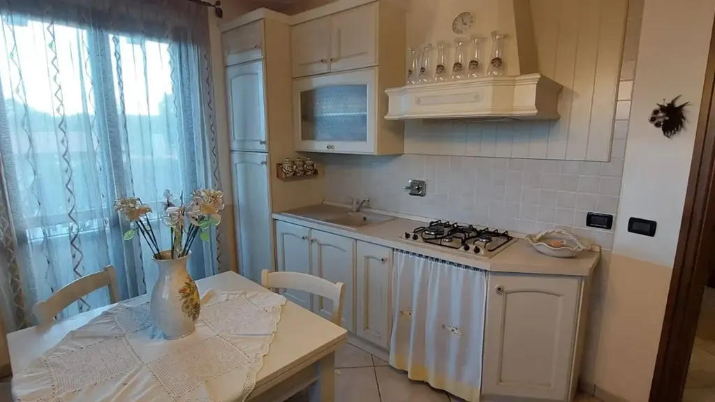 Cuisine - Villa with Garden and Pool in San Benigno Canavese