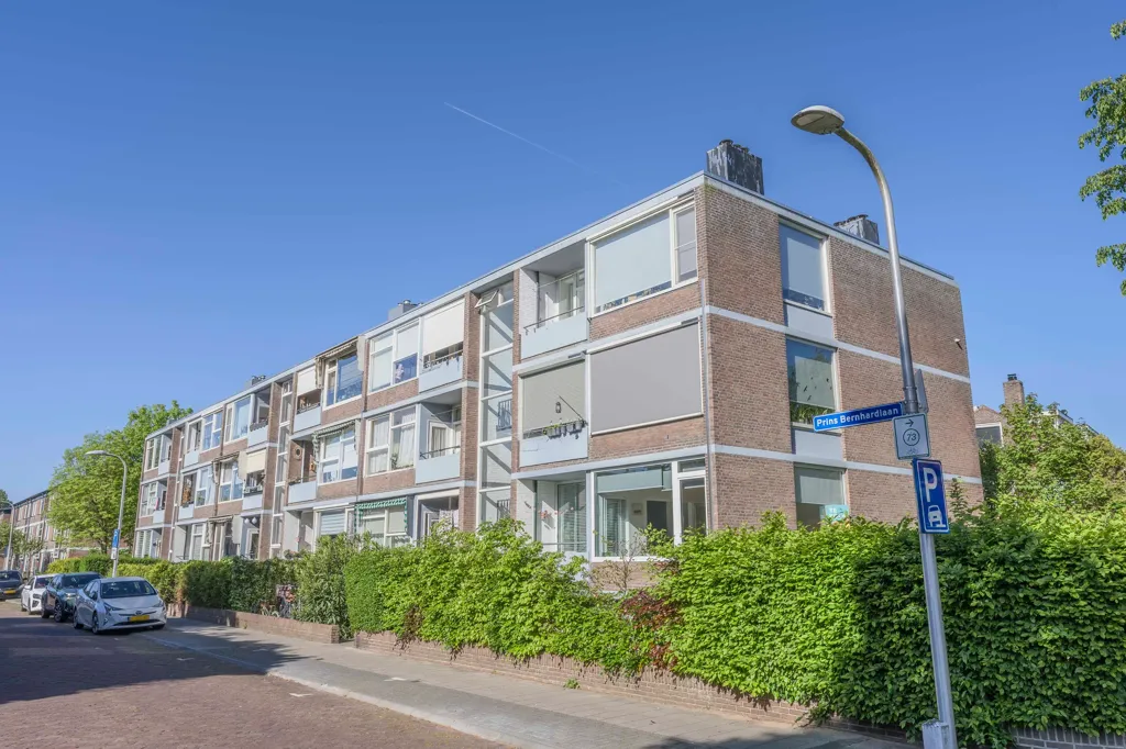 Välivaade - 4-Bedroom Apartment with Balcony in Katwijk