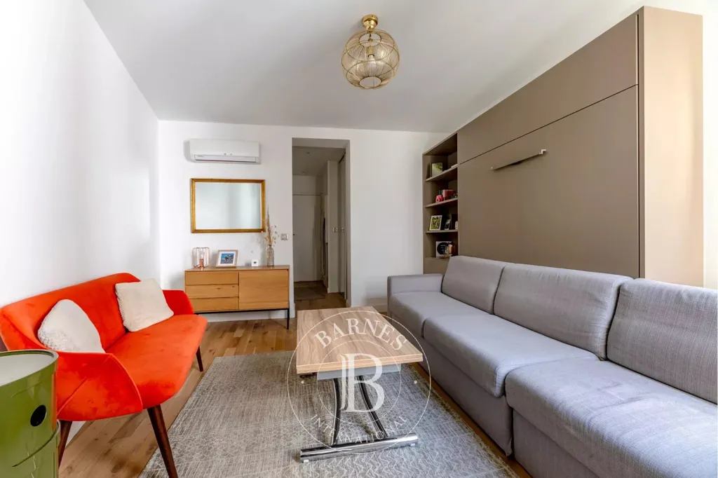 Soggiorno - Studio with Courtyard View in Paris 1st