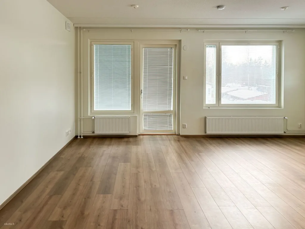 Toad - Modern Flat with Balcony in Lippajärvi, Espoo