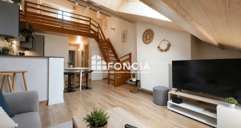 Soggiorno - Duplex Flat with Mezzanine in Albertville Centre