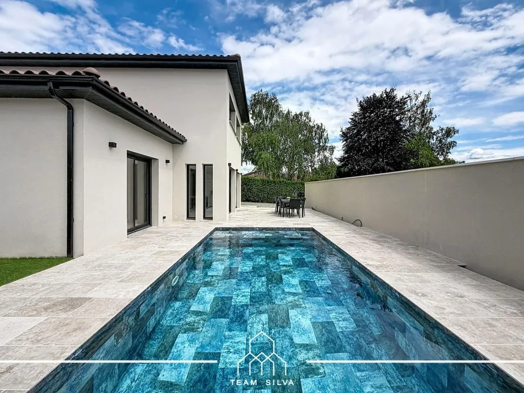 Bassein - Contemporary Villa with Pool in Simandres