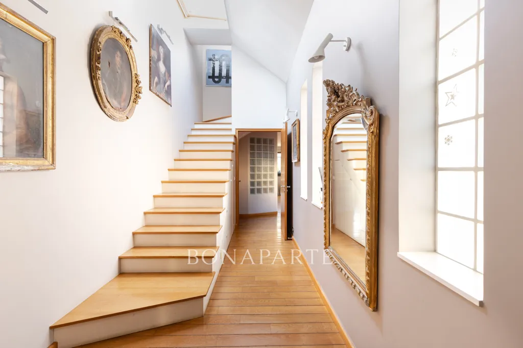 Toad - Contemporary Townhouse with Terraces in 16th District