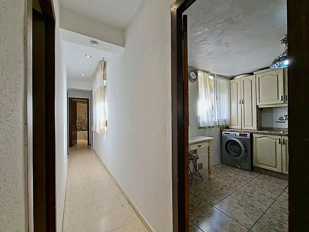 Entrée - Apartment with Balcony and Terrace in Cúllar Vega