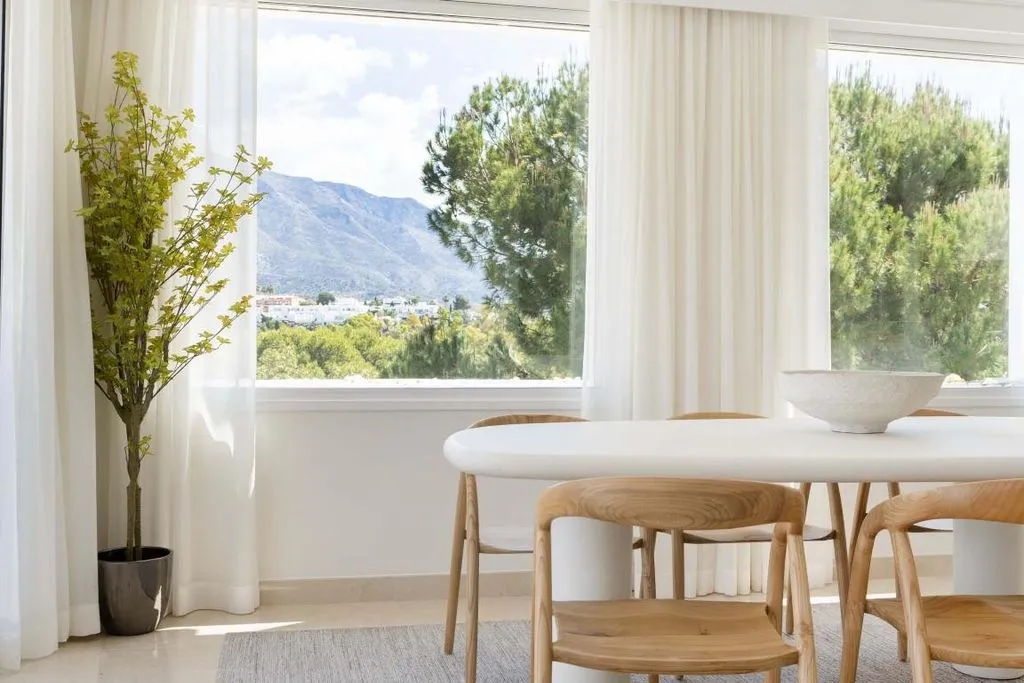 Söögituba - Penthouse with Golf Course Views in Marbella