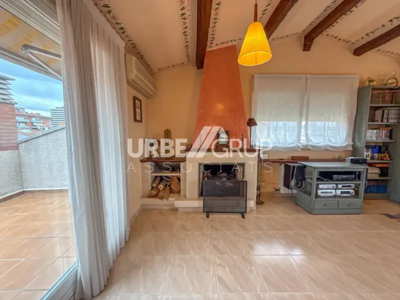 Terrass - Detached Corner House with Multiple Terraces in Martorell