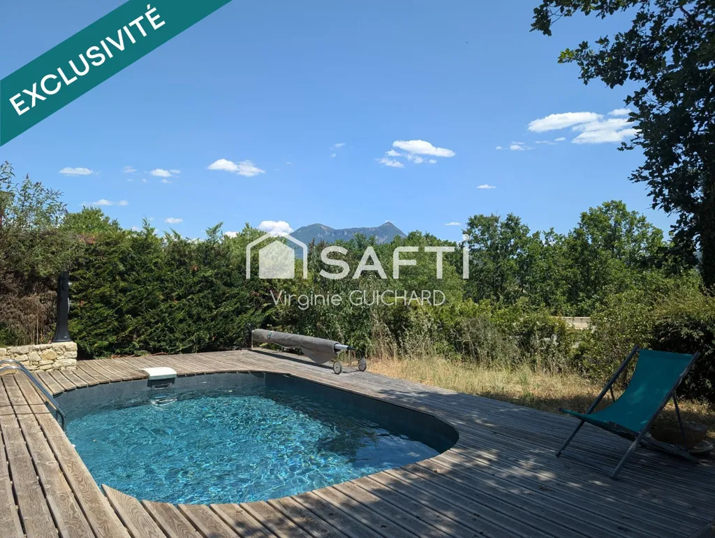 Pool - Architect's Villa with Pool in Aiglun