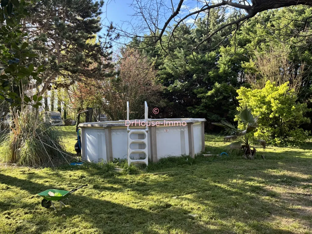Jardin - Maison avec Piscine et Terrain à Livron-sur-Drôme