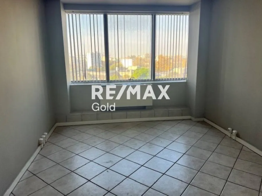 Rooms - Office with Sea View in Thessaloniki Centre