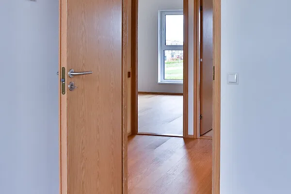 hallway_entrance