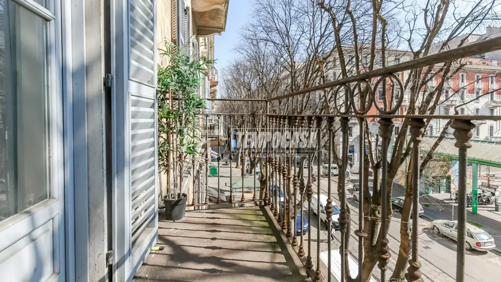 Balcon - Modernised Studio with Balcony in Milan