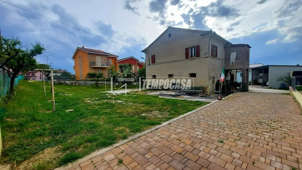 Jardin - Maison 4 pièces à IT
