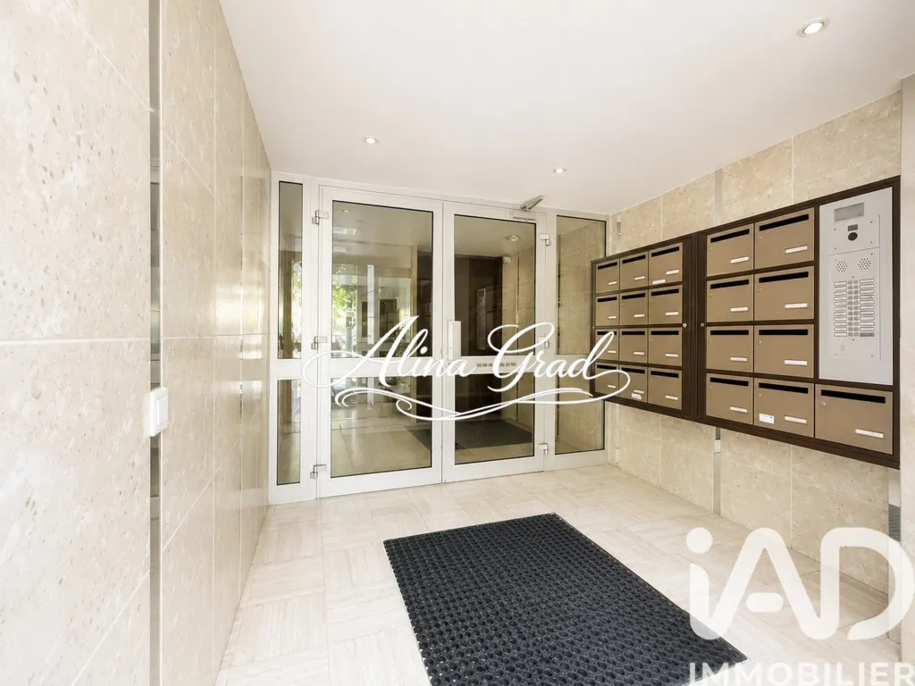 Entrée - Appartement 4 Pièces avec Terrasse à Aulnay-Sous-Bois