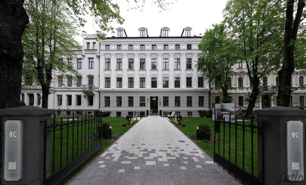 Välivaade - Renovated Jugendstil Flat in Riga Centre
