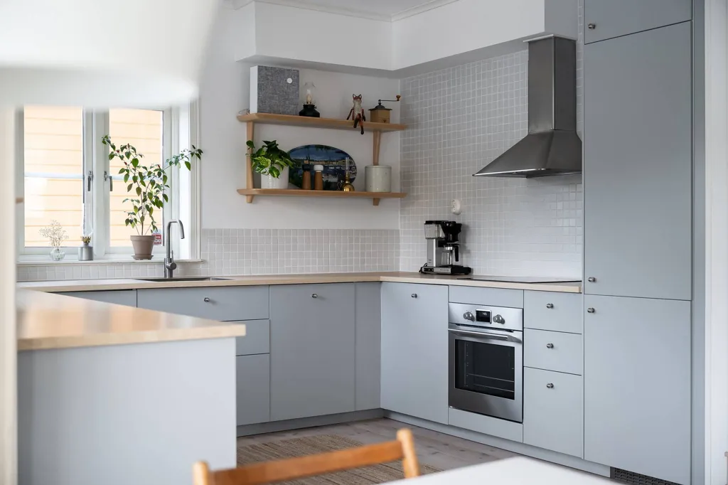 Cuisine - Renovated Villa with High Ceilings on Dalarö