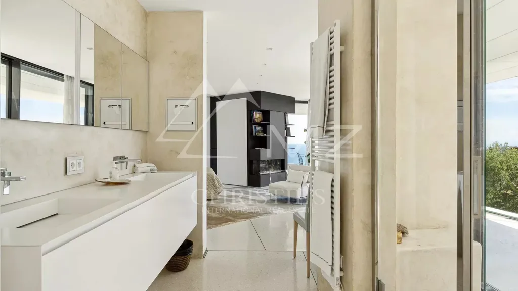 Salles de bain - Villa Moderne avec Vue Mer près de Monaco