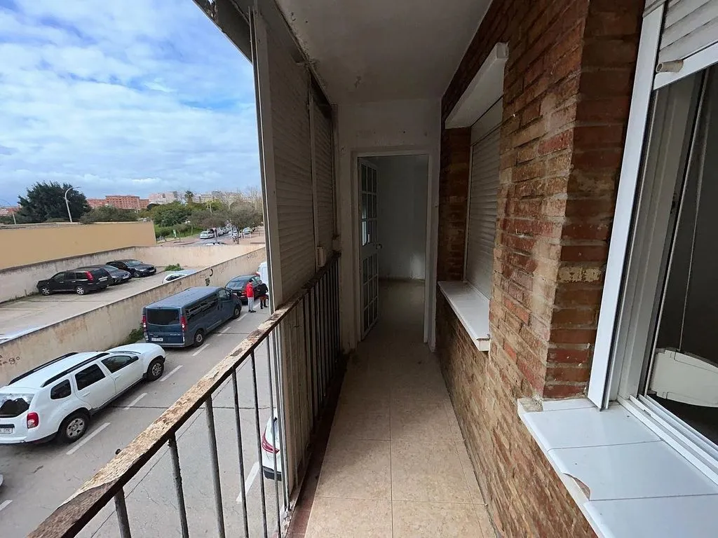 balcony