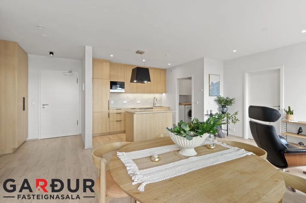 Söögituba - Apartment with Sea View in Reykjavík