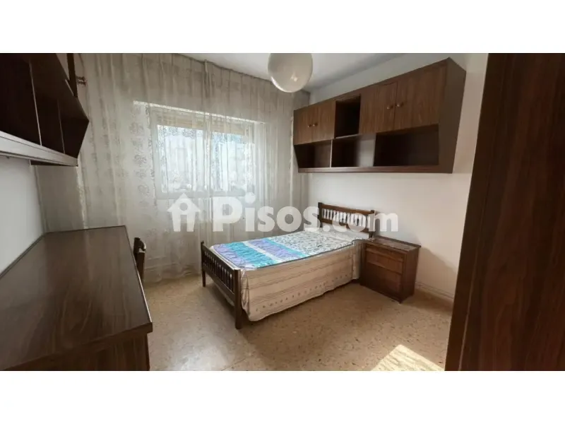 Chambres - Student-Friendly Flat with Balcony in El Pilar