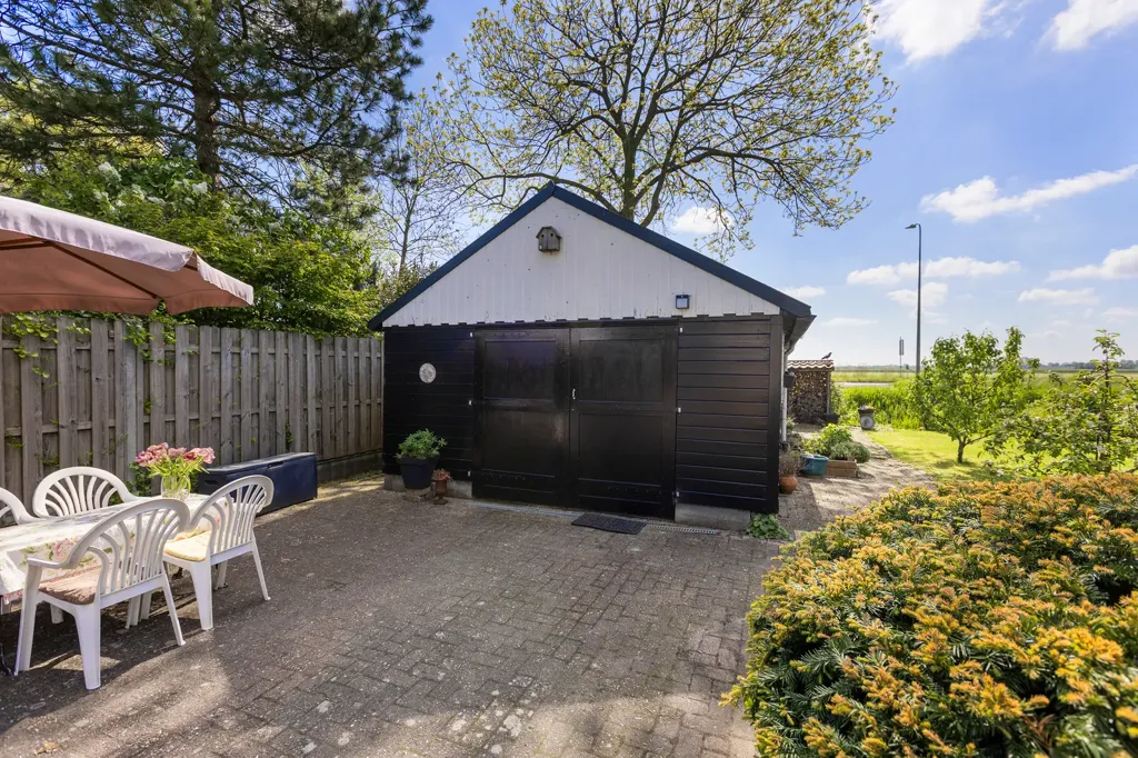 Maison 6 pièces à Ten Boer
