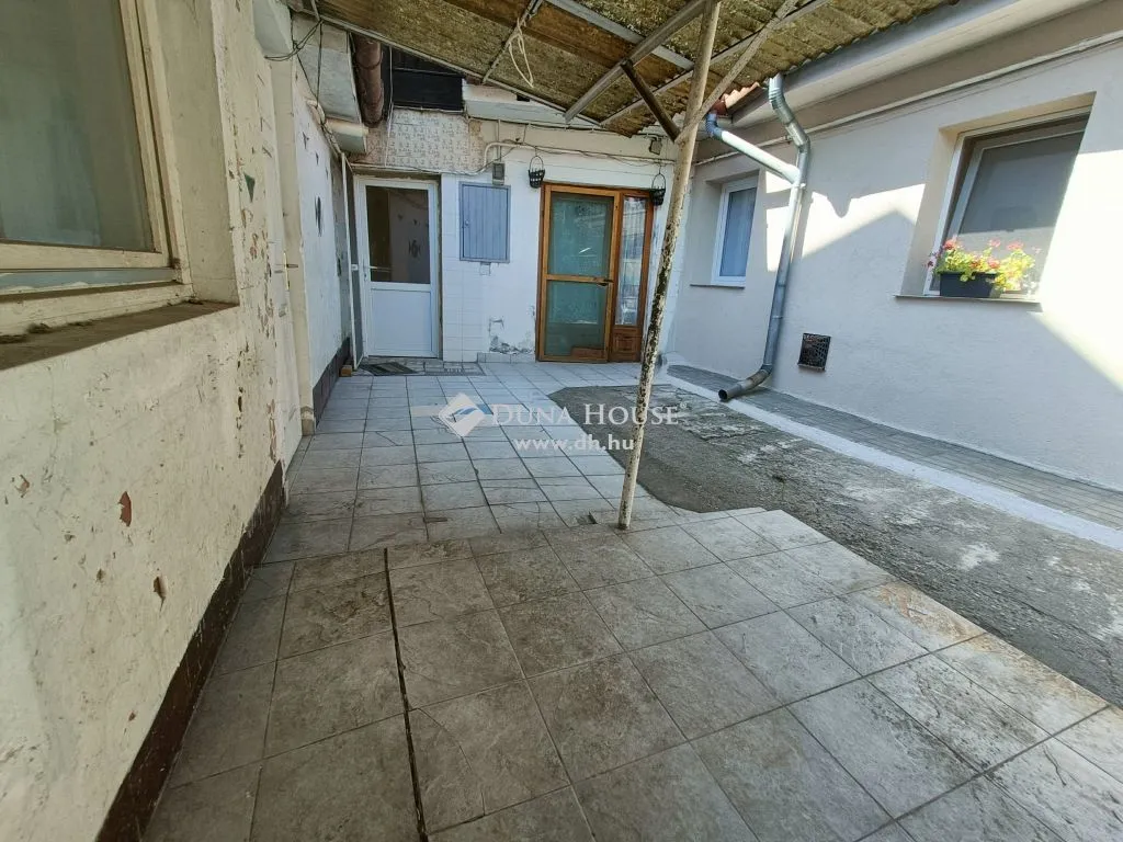 Giardino - Quiet Flat with Courtyard in Kecskemét