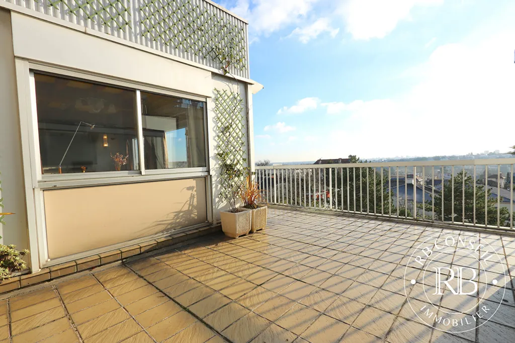 Terrazza - 6-Piece Flat with South-Facing Terrace in Sceaux