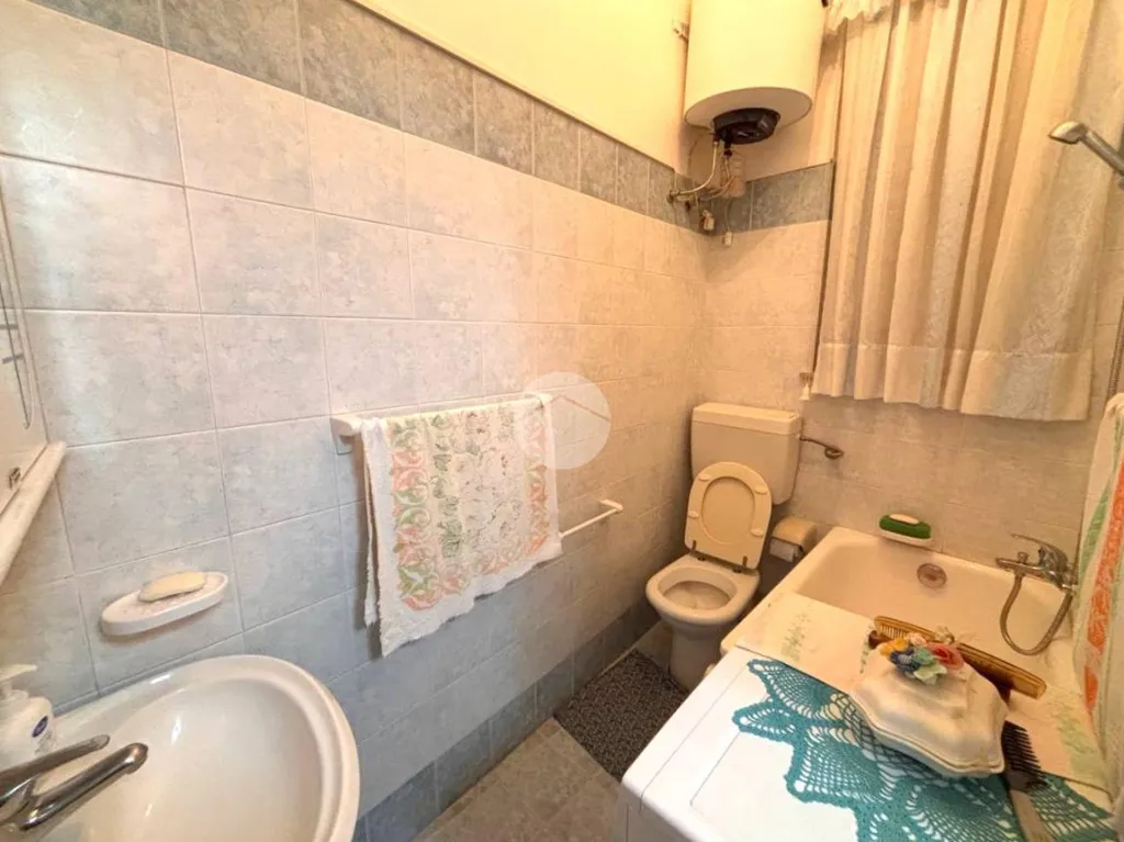 Vannitoad - Twin-Storey Apartment with Balcony in Palermo