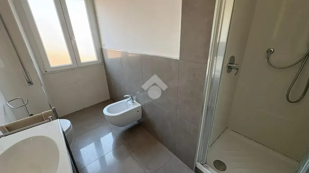 Salles de bain - 3-Bedroom Apartment with Balcony in Rome