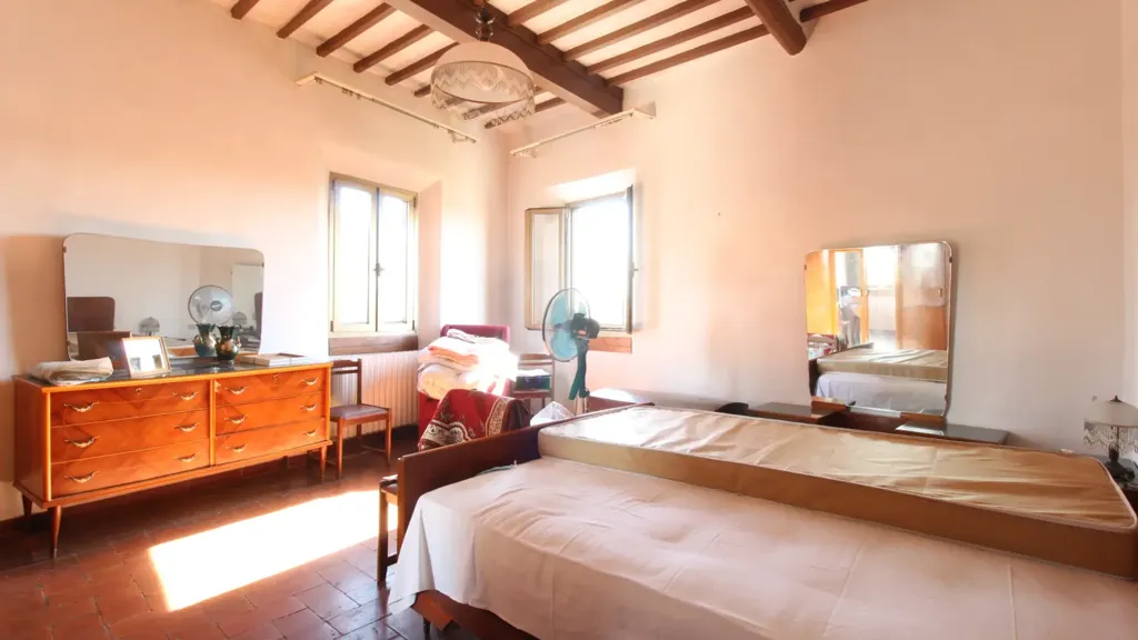 Chambres - Rustic Tuscan-Style Apartment in Capraia e Limite