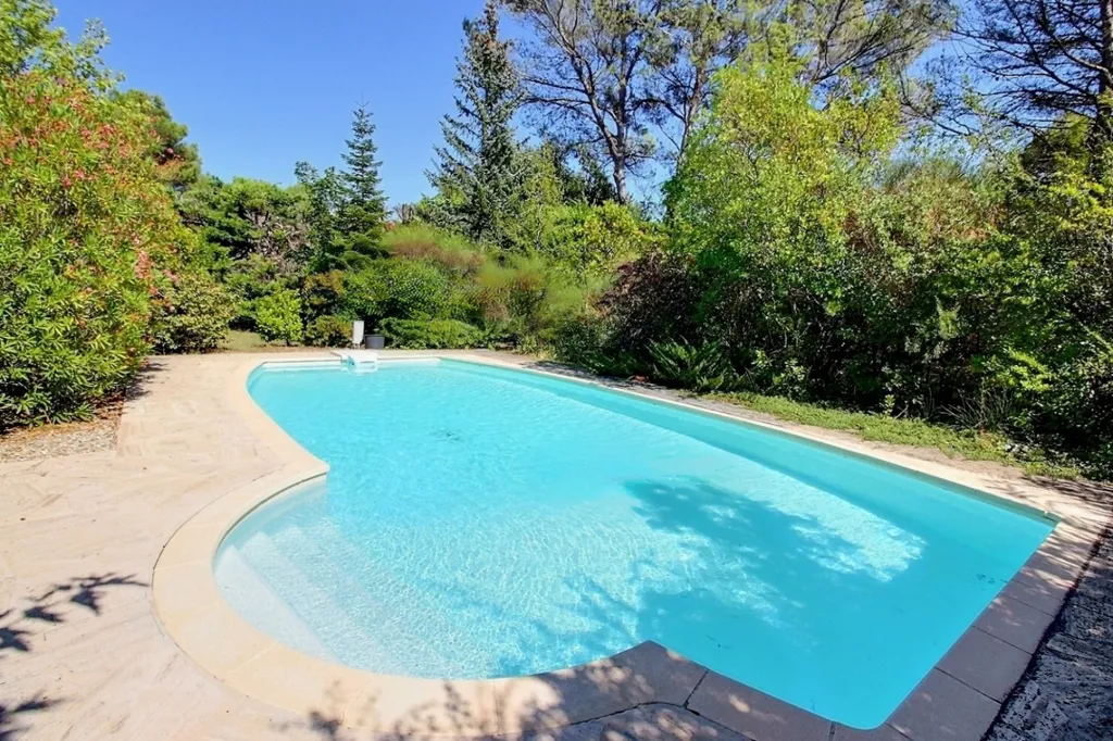 Bassein - Provençal Villa with Pool in Fuveau