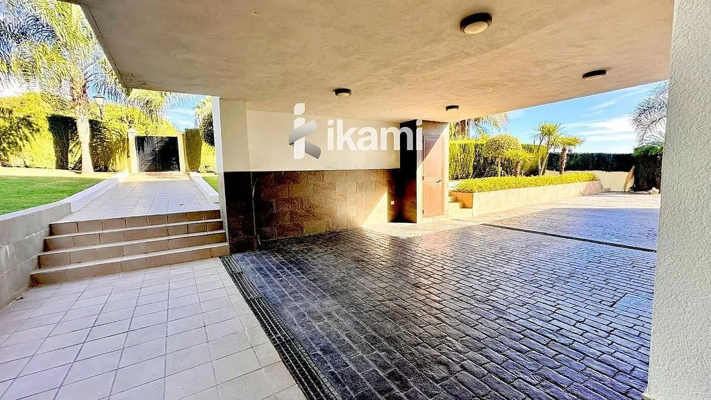 Aed - Chalet with Pool in La Alcaidesa, La Línea de la Concepción