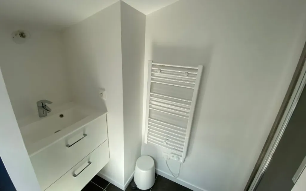 Bagni - Architect-Designed F2 in Nancy Centre