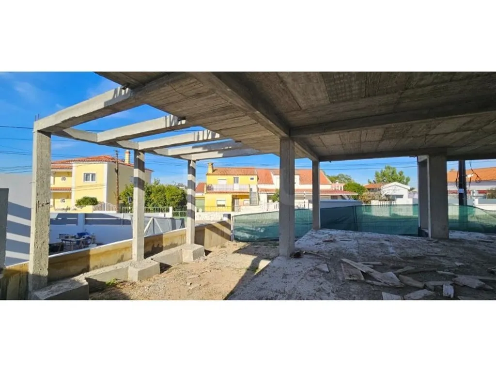 Välivaade - Contemporary 3-Bedroom House in Seixal