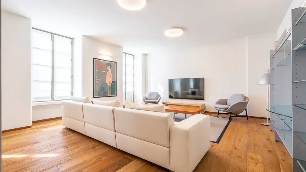 Séjour - Restored Apartment with Triple Exposure in Turin