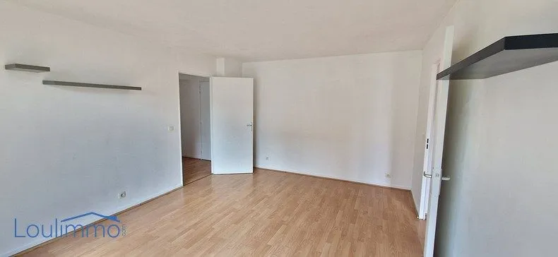 Stanze - 2-Bedroom Apartment with Balcony in St Denis